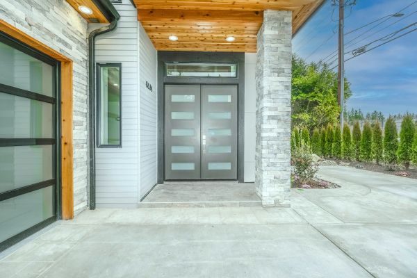 Top Benefits of Selecting Modern Steel Doors for Luxury Entrances
